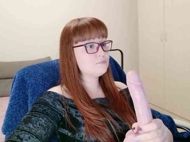 QueenFoxyLiza webcam