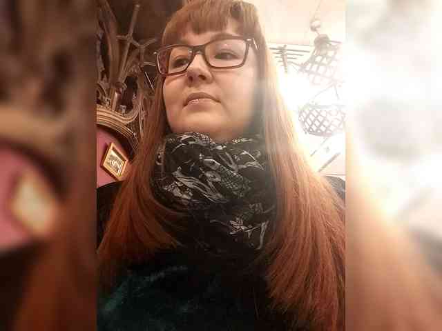 Fox-Lisa Live Webcam on BongaCams