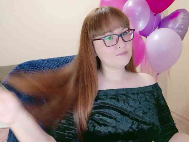 QueenFoxyLiza webcam
