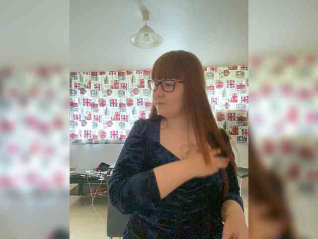 QueenFoxyLisa webcam