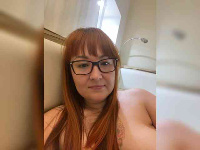 Модель: MissFoxxx