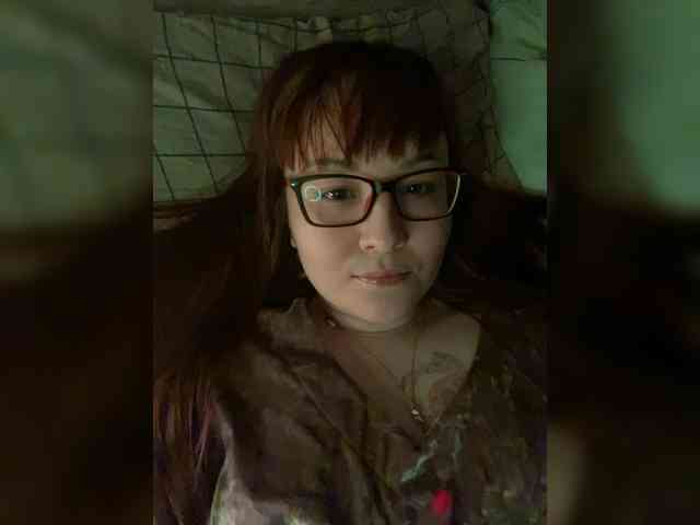 QueenFoxyLiza webcam