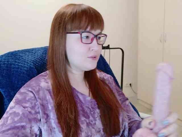 QueenFoxyLiza webcam