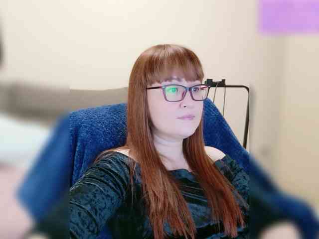 QueenFoxyLiza webcam