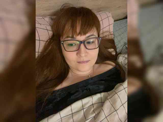 QueenFoxyLiza webcam