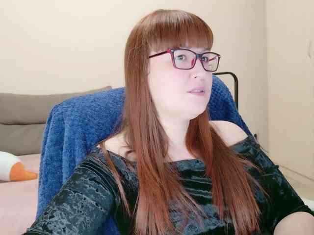 QueenFoxyLiza webcam