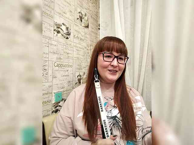 QueenFoxyLiza webcam