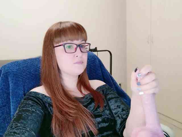 QueenFoxyLiza webcam