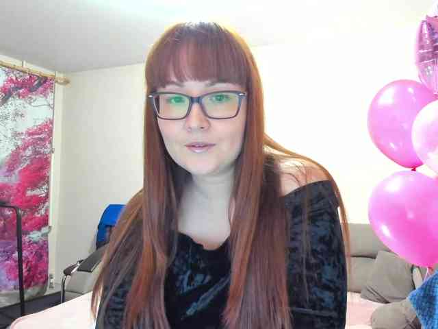 QueenFoxyLiza webcam