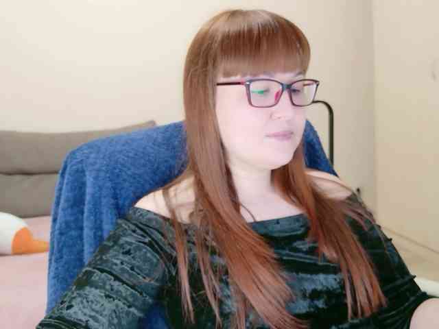 QueenFoxyLiza webcam