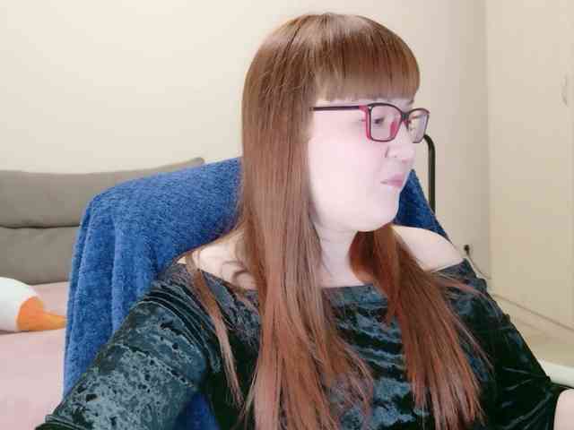 QueenFoxyLiza webcam