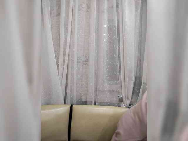 QueenFoxyLiza webcam