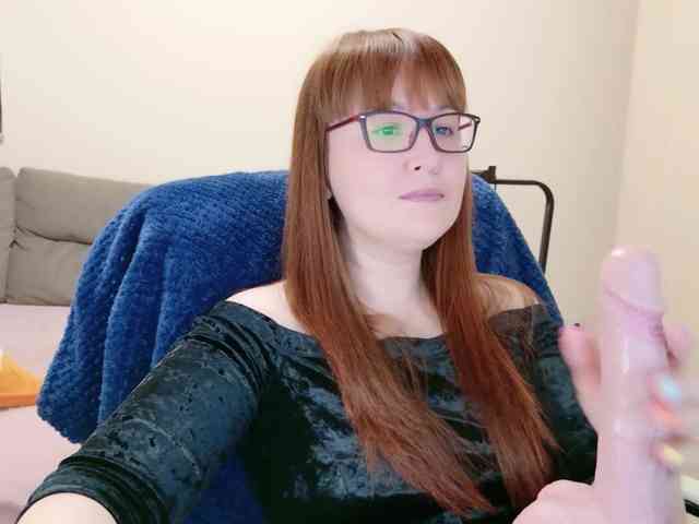 QueenFoxyLiza webcam