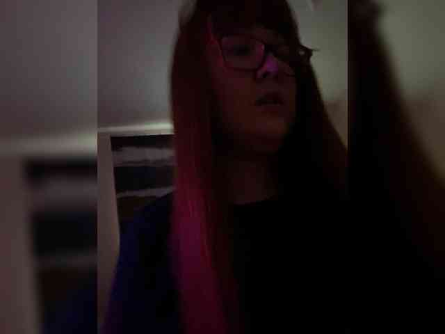 QueenFoxyLisa webcam