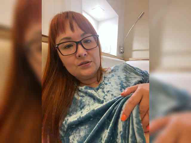 QueenFoxyLisa webcam