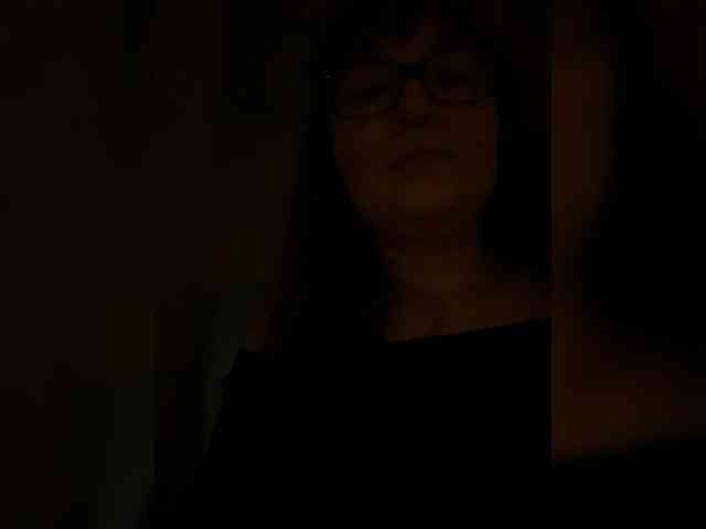 QueenFoxyLiza webcam