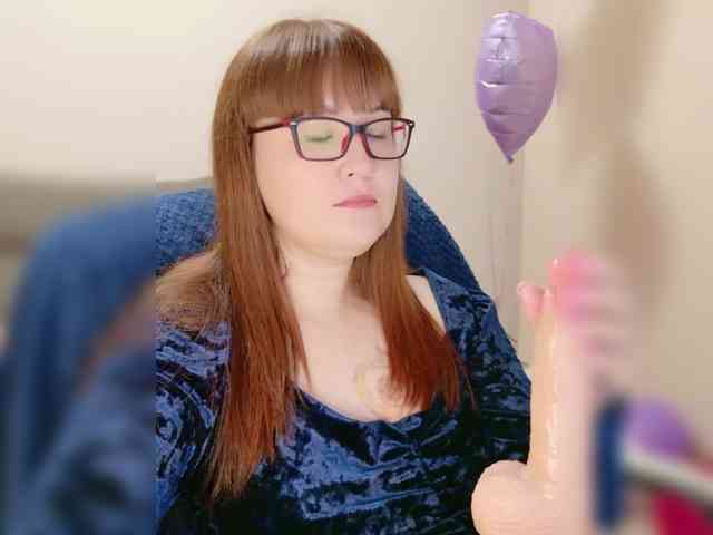 QueenFoxyLisa webcam