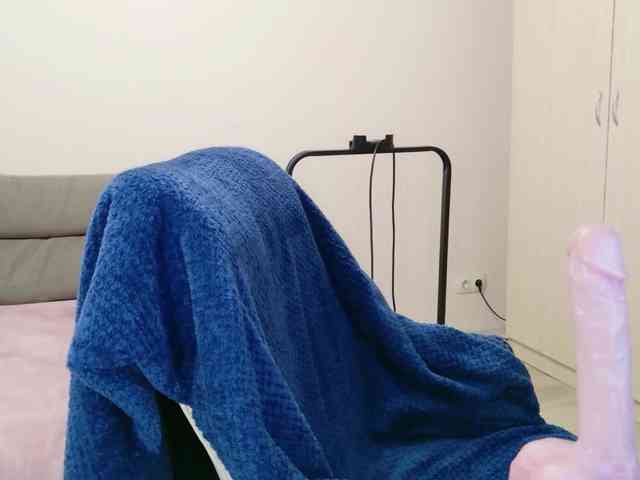 QueenFoxyLiza webcam