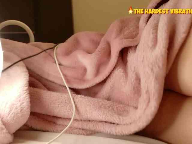 QueenFoxyLisa webcam