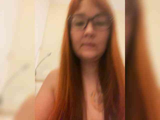 QueenFoxyLisa webcam
