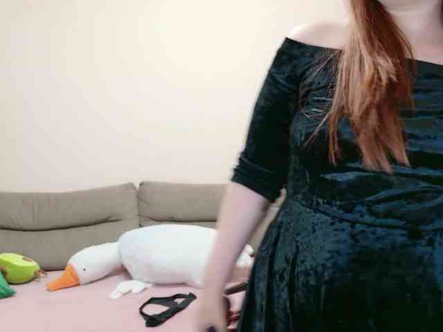 QueenFoxyLiza webcam