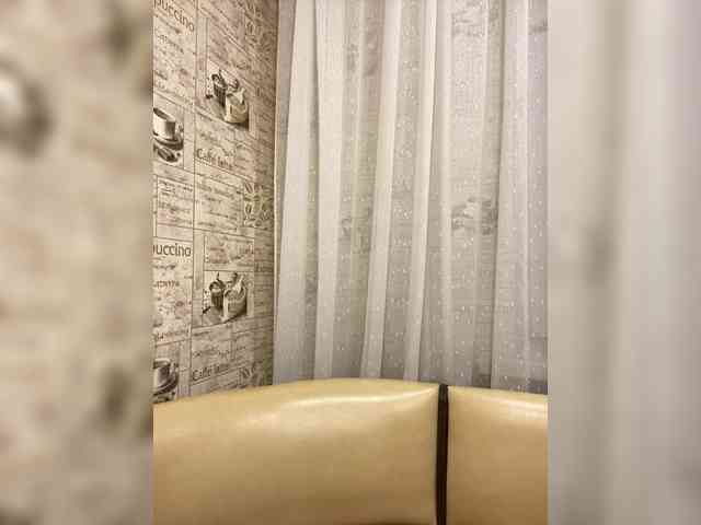 QueenFoxyLiza webcam