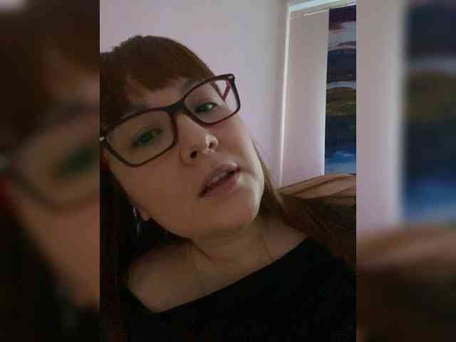 QueenFoxyLiza webcam