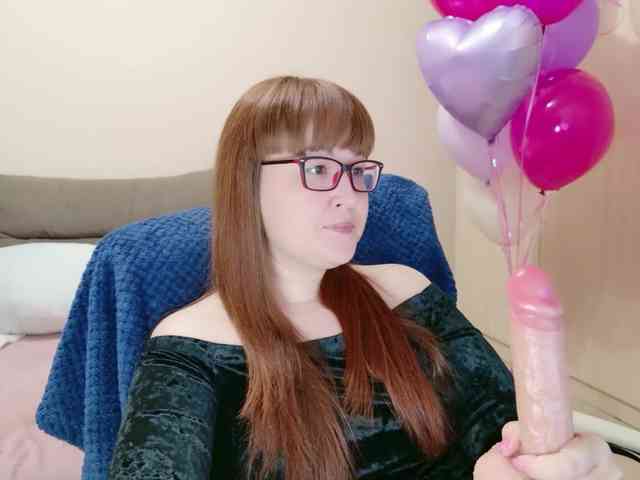 QueenFoxyLiza webcam