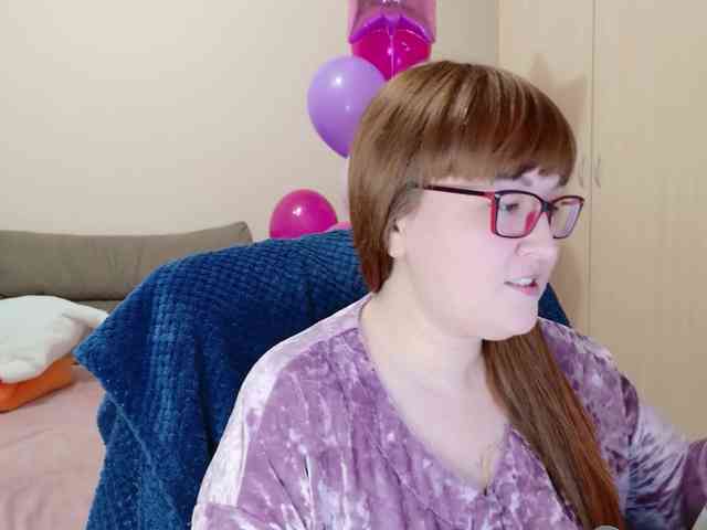 QueenFoxyLisa webcam