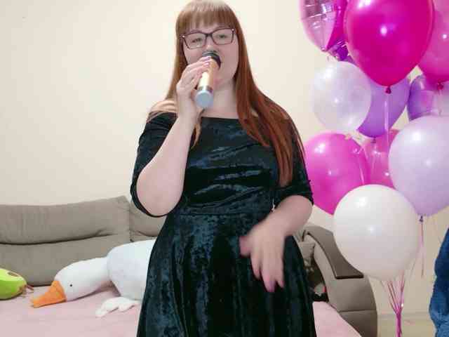 QueenFoxyLiza webcam
