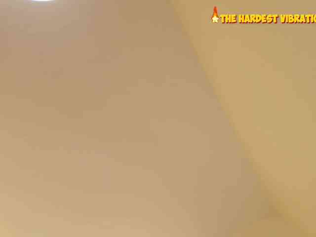 QueenFoxyLisa webcam