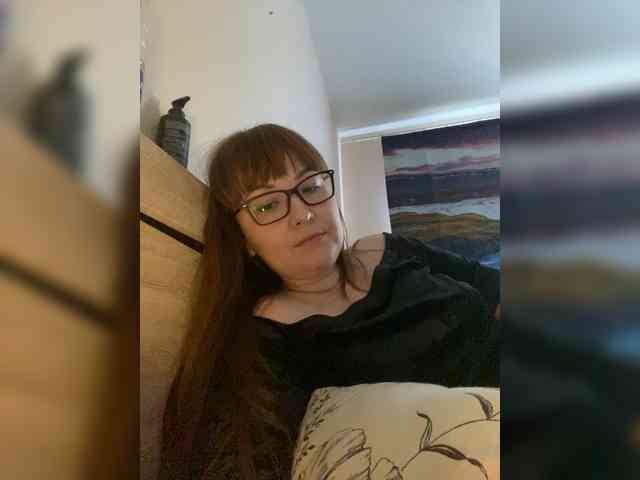 QueenFoxyLiza webcam