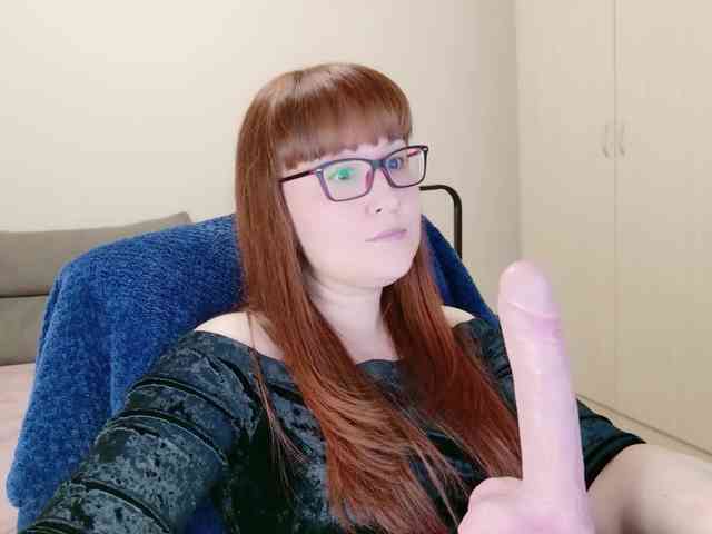 QueenFoxyLiza webcam