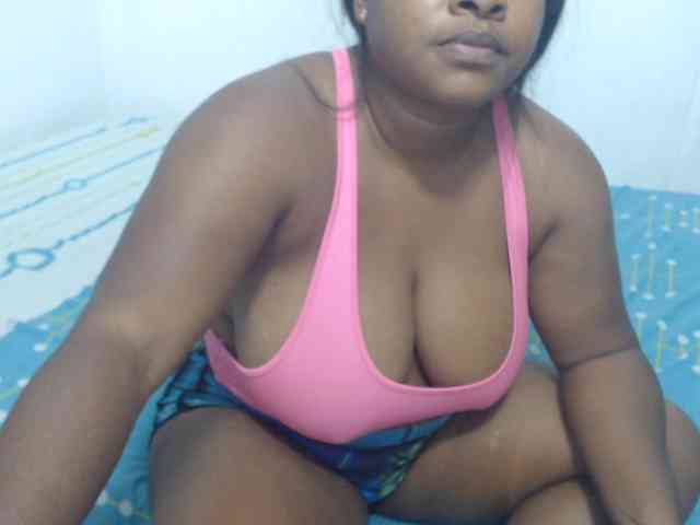 shirlyhotxx webcam