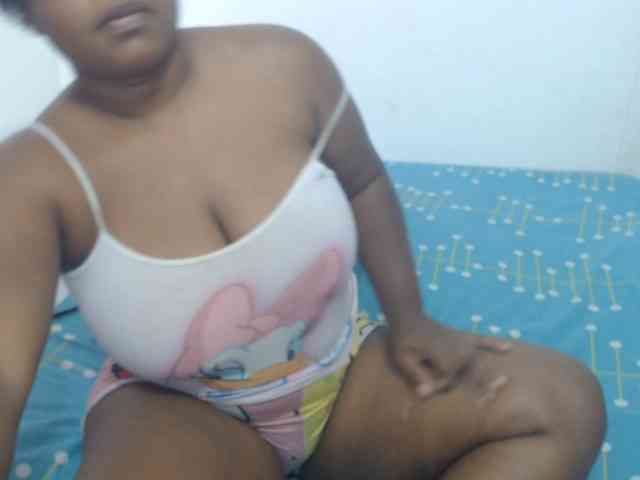 shirlyhotxx webcam