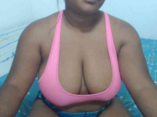 shirlyhotxx webcam