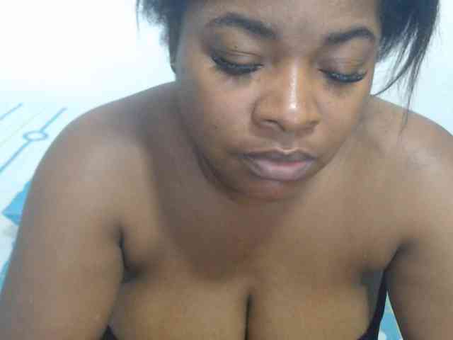 shirlyhotxx webcam
