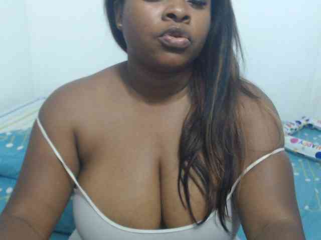 shirlyhotxx webcam