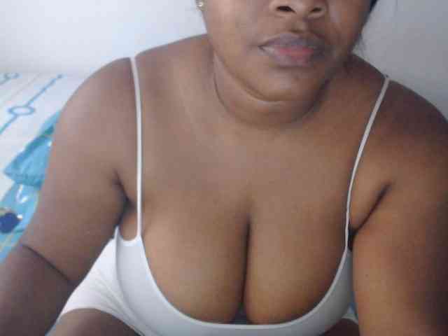 shirlyhotxx webcam