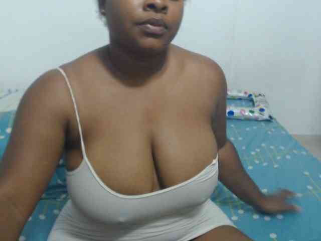 shirlyhotxx webcam