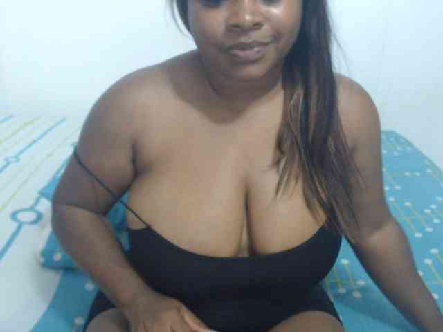 shirlyhotxx webcam