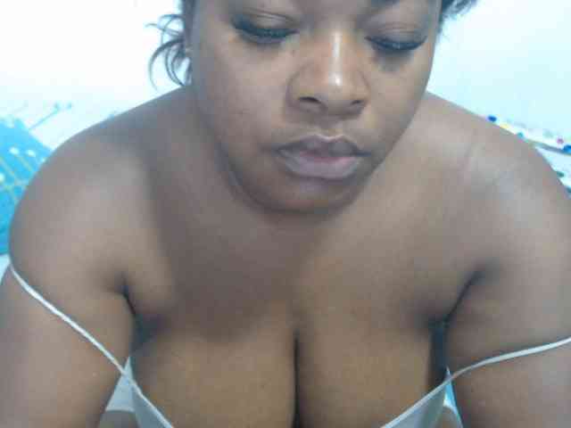 shirlyhotxx webcam