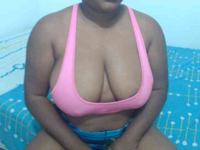 shirlyhotxx webcam