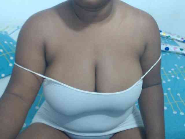 shirlyhotxx webcam