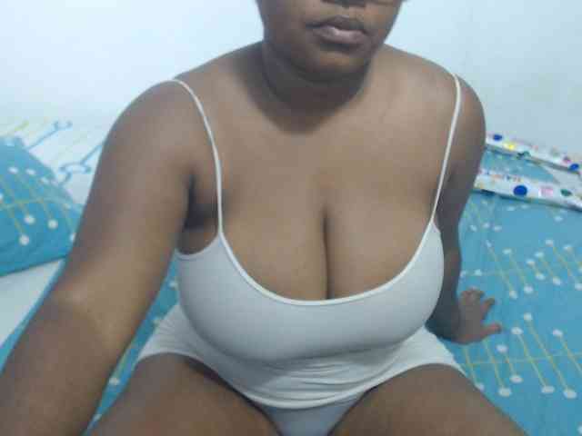 shirlyhotxx webcam