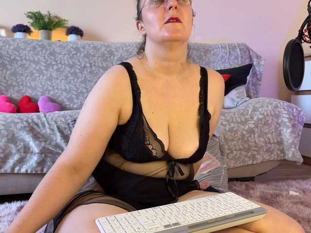 DucksInSlipps live cam on BongaCams