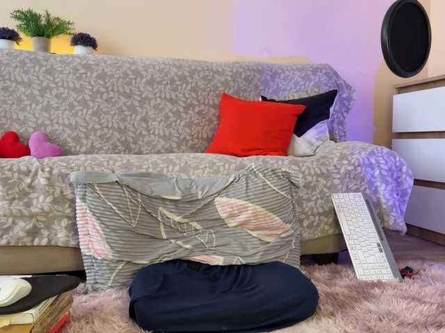 DucksInSlipps live cam on BongaCams