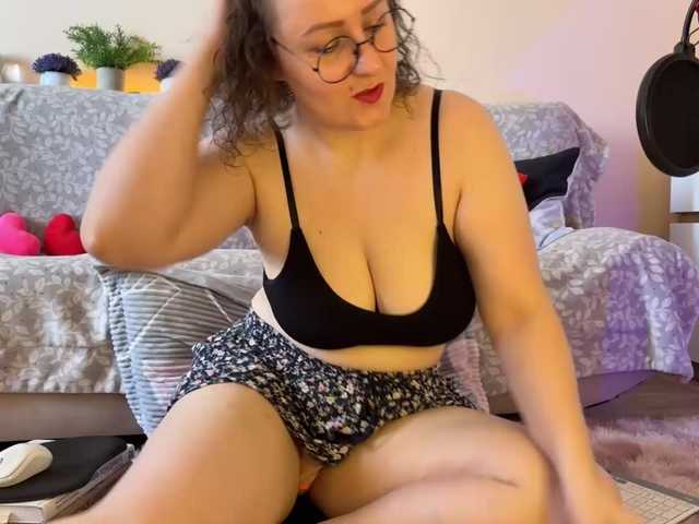 DucksInSlipps live webcam show