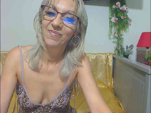 siminafoxx4u webcam