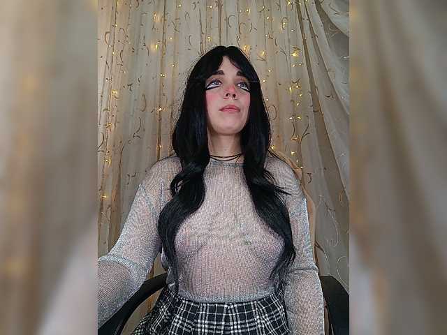 -Marcelline live cam